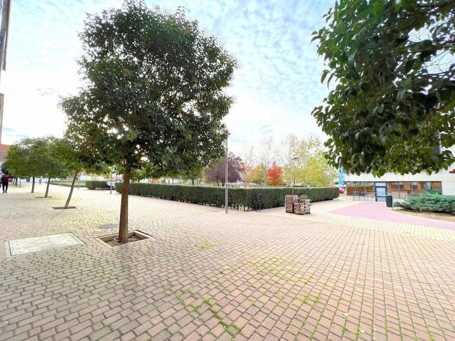 Precioso Estudio En Barajas, A Un Paso Del Metro Madryt Zewnętrze zdjęcie